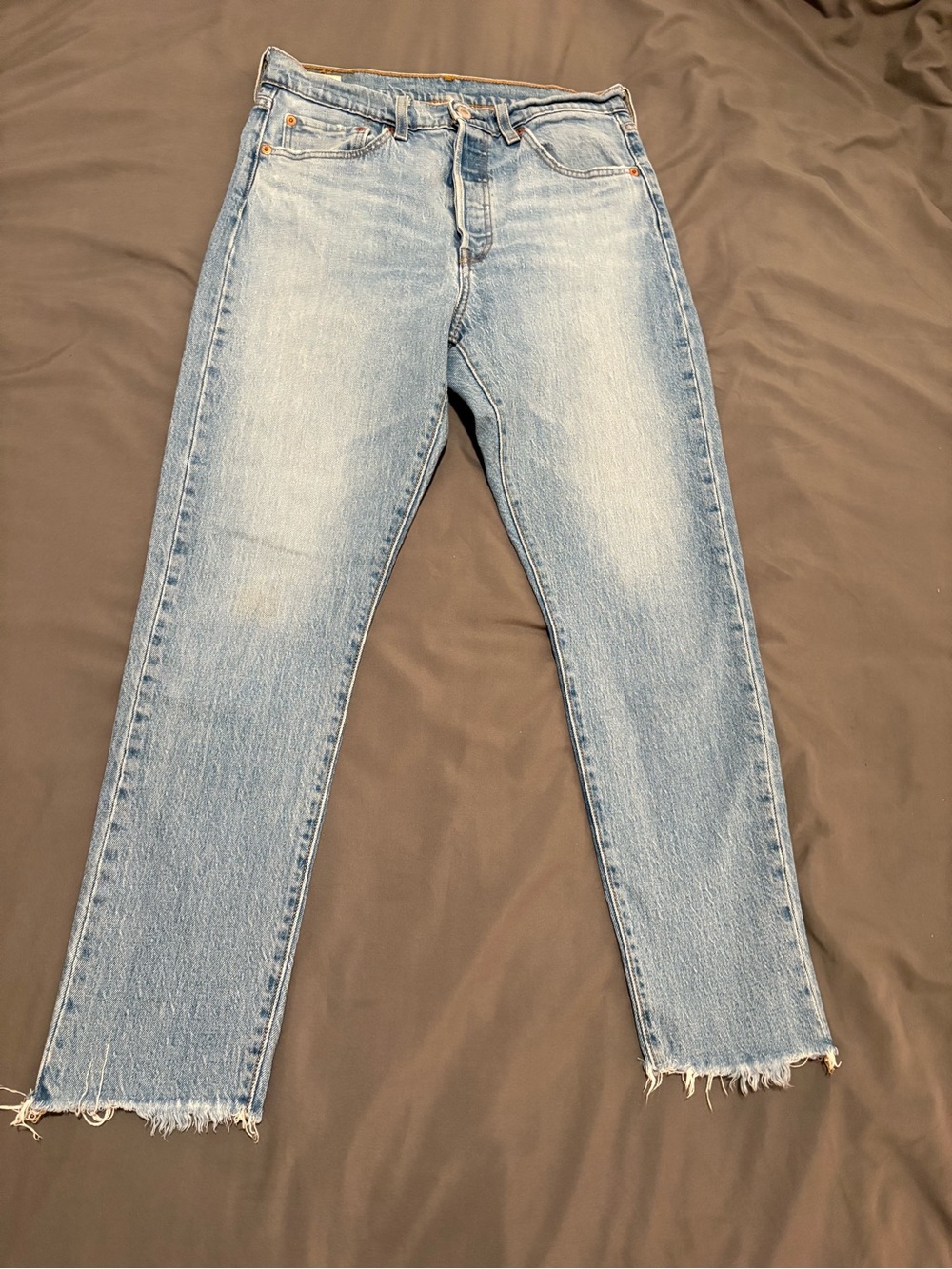 Levi’s Light Wash Straight Leg Jeans with Frayed Hem - W28xL28